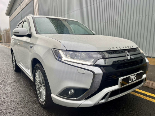 Mitsubishi Outlander  2.4h TwinMotor 13.8kWh Juro CVT 4WD Euro 6 (s/s) 5dr