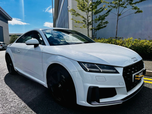 Audi TT  2.0 TFSI 40 S line S Tronic Euro 6 (s/s) 3dr