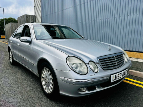 Mercedes-Benz E-Class E320 3.2 E320 Elegance 4dr