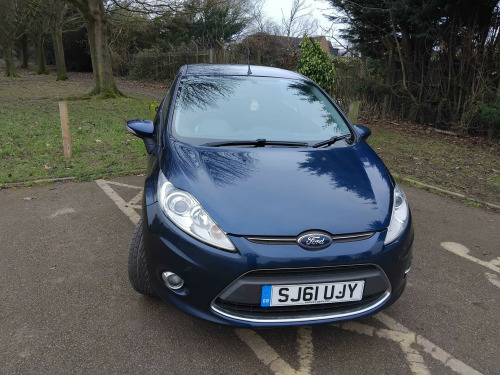 Ford Fiesta  1.4 Zetec 5dr