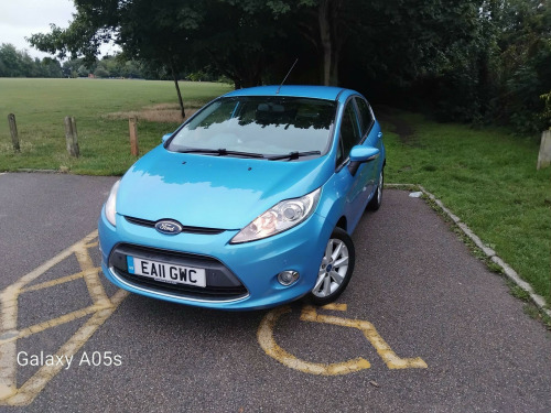 Ford Fiesta  1.4 Zetec 5dr