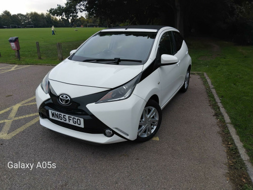 Toyota AYGO  1.0 VVT-i x-pression x-wave Euro 5 5dr Euro 5