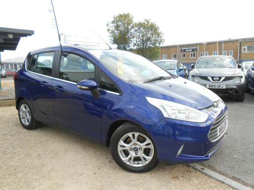 Ford B-Max  ZETEC 5-Door