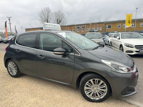 Peugeot 208  ALLURE 5-Door