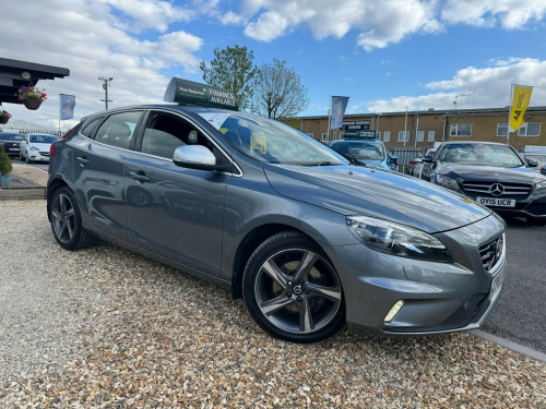Volvo V40  D2 R-DESIGN LUX NAV 5-Door
