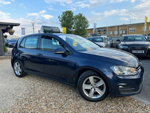 Volkswagen Golf  MATCH TSI BLUEMOTION TECHNOLOGY 5-Door