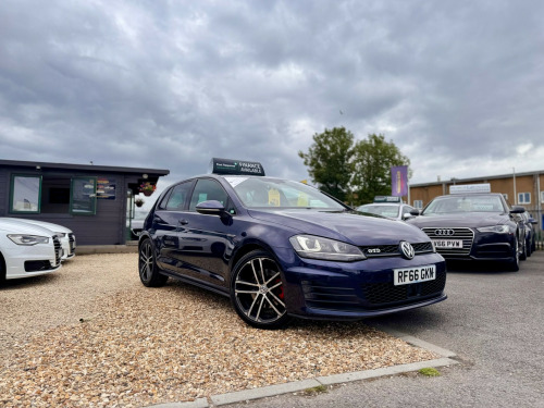 Volkswagen Golf  GTD DSG 5-Door