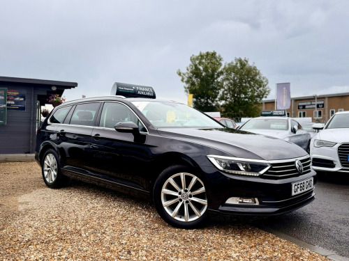 Volkswagen Passat  SE BUSINESS TDI 5-Door