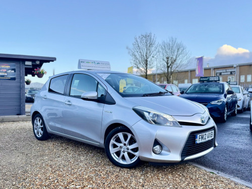 Toyota Yaris  1.5 VVT-h T Spirit Hatchback 5dr Petrol Hybrid CVT Euro 5 (101 ps)