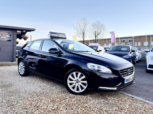 Volvo V40  2.0 D3 SE Lux Nav Hatchback 5dr Diesel Manual Euro 5 (s/s) (150 ps) 