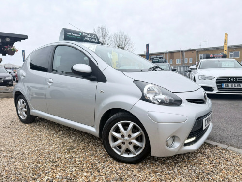 Toyota AYGO  1.0 VVT-i Mode Hatchback 5dr Petrol MultiMode Euro 5 (AC) (68 ps) 