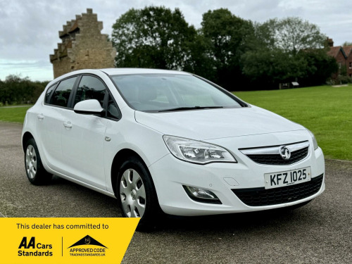 Vauxhall Astra  1.6 16v Exclusiv Auto Euro 5 5dr