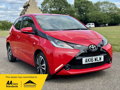 Toyota AYGO  1.0 VVT-i x-play x-shift Euro 6 5dr