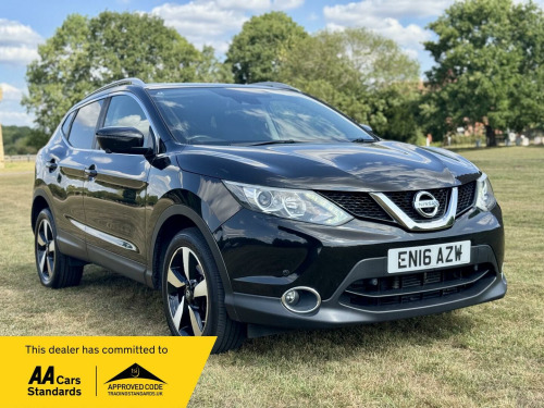 Nissan Qashqai  1.2 DIG-T N-Connecta XTRON 2WD Euro 6 (s/s) 5dr