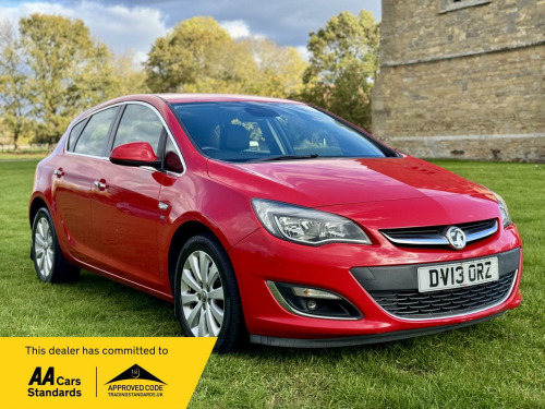 Vauxhall Astra  2.0 CDTi SE Auto Euro 5 5dr