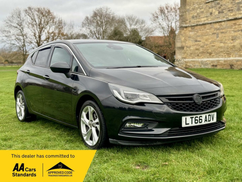 Vauxhall Astra  1.4i Turbo SRi Nav Auto Euro 6 (s/s) 5dr 