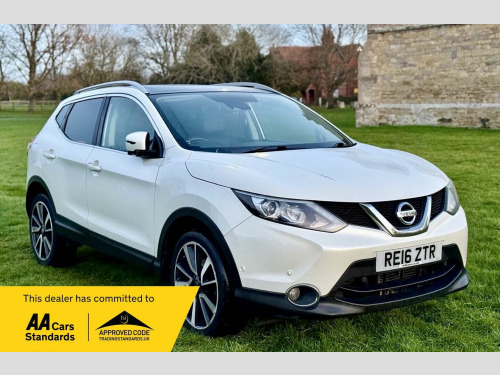Nissan Qashqai  1.6 dCi Tekna XTRON 2WD Euro 6 (s/s) 5dr