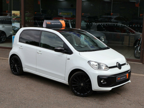 Volkswagen up!  1.0 65PS R-Line 5dr