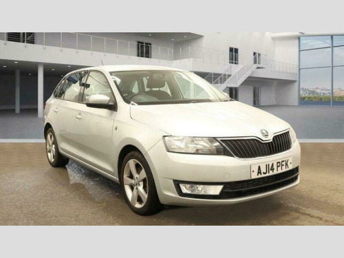 Skoda Rapid  1.6 TDI Elegance Euro 5 5dr