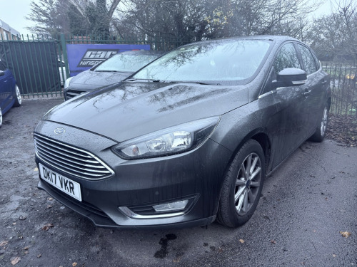 Ford Focus  1.0 T EcoBoost Titanium 