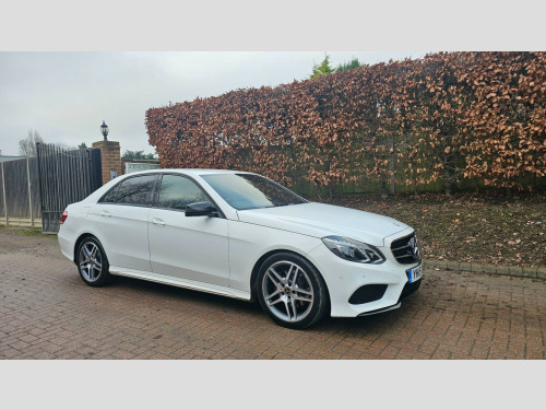 Mercedes-Benz E-Class E220 2.1 E220 BlueTEC AMG Night Edition G-Tronic+ Euro 6 (s/s) 4dr