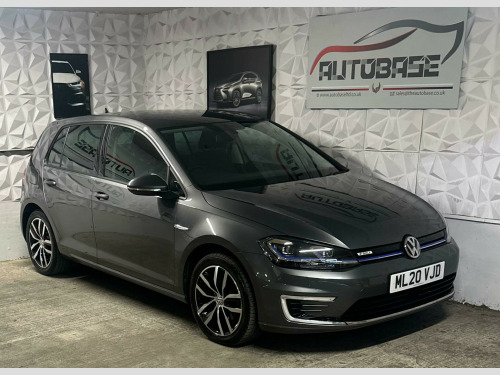 Volkswagen Golf  35.8kWh e-Golf Auto 5dr