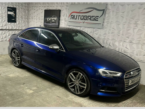 Audi S3  2.0 TFSI S Tronic quattro Euro 6 (s/s) 4dr