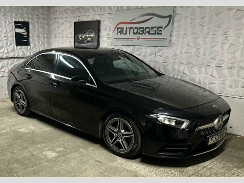 Mercedes-Benz A-Class  2.0 A220d AMG Line 8G-DCT Euro 6 (s/s) 4dr