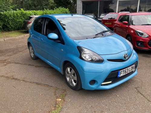 Toyota AYGO  Move With Style Vvt-I S-A