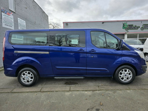 Ford Tourneo Custom  TOURNEO CUSTOM 300 LTD E-