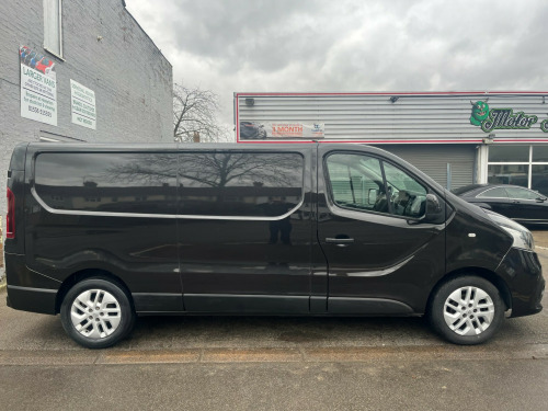 Renault Trafic  LL29 Energy dCi 120 Sport Panel Van