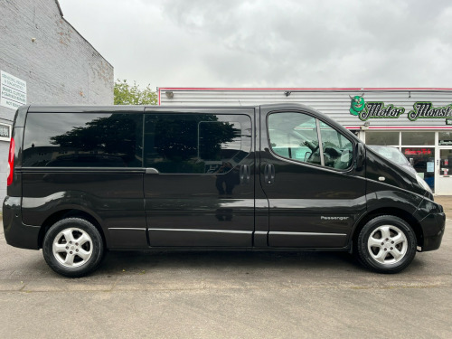 Renault Trafic  Trafic LL29 Sport DCI 9 Seat Minibus