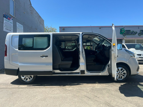 Renault Trafic  LL30 ENERGY dCi 145 Sport Nav 6 Seat LWB Crew Van