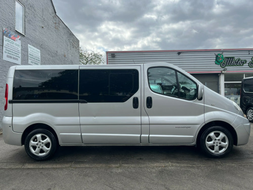 Renault Trafic  LL29dCi 115 Sport Nav 9 Seat LWB Minibus