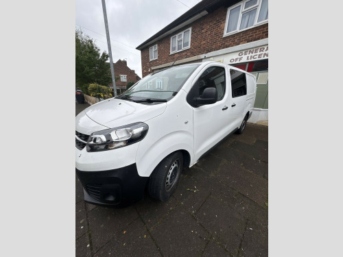 Vauxhall Vivaro  3100 2.0d 120PS Edition 6 Seat Crew Van 