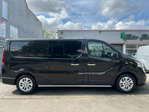 Renault Trafic  LL29 Energy dCi 125 Sport Nav 6 Seat LWB Crew Van