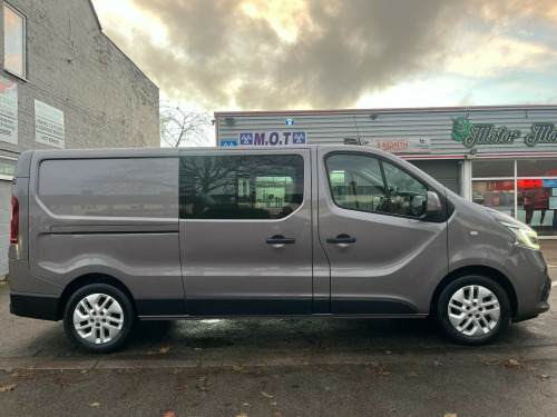 Renault Trafic  2.0 dCi ENERGY 30 Sport Nav 6 Seat LWB Crew Van 