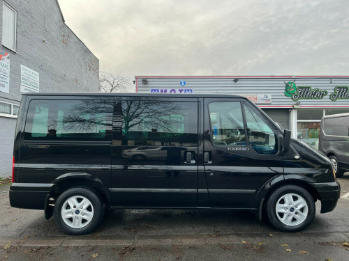 Ford Transit  Tourneo 2.2 TDCi 280 Limited 9 Seat Minibus