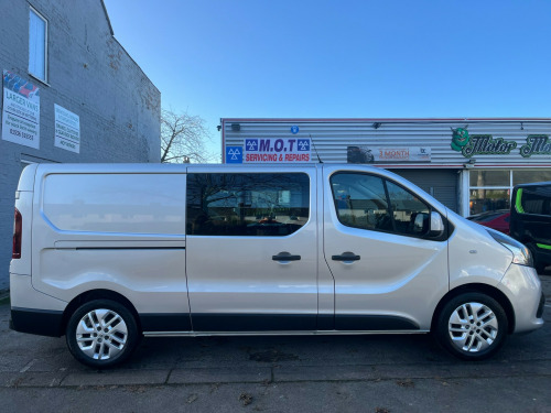 Renault Trafic  1.6 dCi Energy 29 Sport Nav 6 Seat LWB Crew Van  