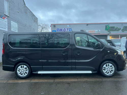 Renault Trafic  LL29 Energy dCi 145 Sport Nav 8 Seat LWB Minibus  