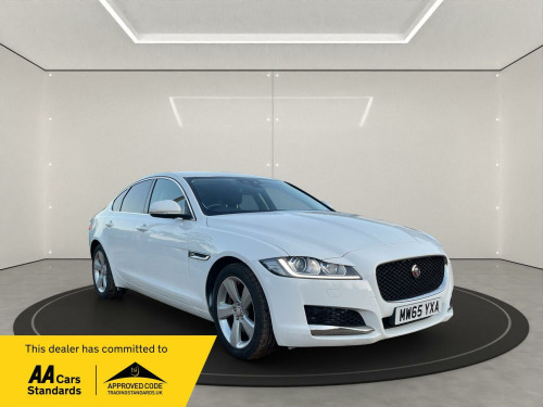 Jaguar XF  2.0d Portfolio Auto Euro 6 (s/s) 4dr