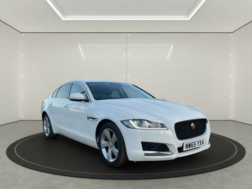 Jaguar XF  2.0d Portfolio Auto Euro 6 (s/s) 4dr