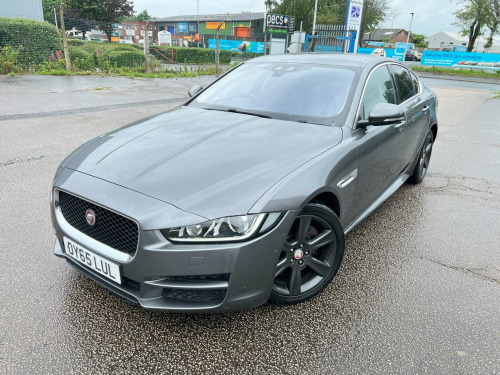 Jaguar XE  2.0d Portfolio Auto Euro 6 (s/s) 4dr