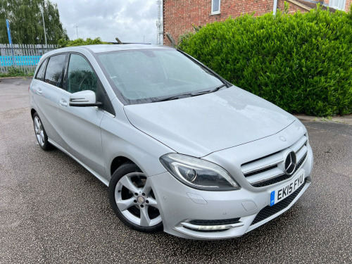 Mercedes-Benz B-Class B180 1.5 B180 CDI Sport 7G-DCT Euro 5 (s/s) 5dr