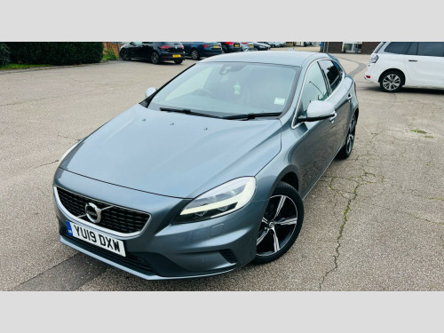 Volvo V40  2.0 D2 R-Design Edition Euro 6 (s/s) 5dr