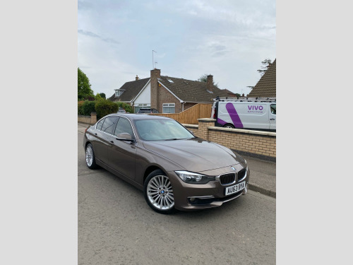 BMW 3 Series  2.0 320d Luxury Auto xDrive Euro 5 (s/s) 4dr