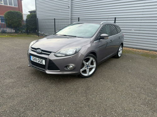 Ford Focus  1.6 TDCi Titanium Euro 5 (s/s) 5dr 