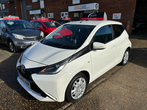 Toyota AYGO  1.0 VVT-i x-play Euro 5 5dr Euro 5 
