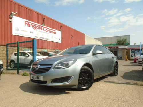 Vauxhall Insignia  2.0 CDTi Design Nav Auto Euro 5 5dr