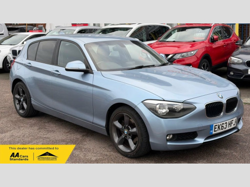 BMW 1 Series  1.6 118i SE Hatchback 5dr Petrol Manual Euro 6 (s/ 